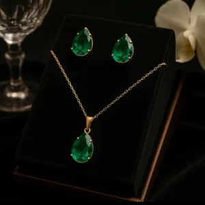 Conjunto Colar e Brinco Gota Verde Esmeralda Folheado a Ouro 18k Elegância e Sofisticação